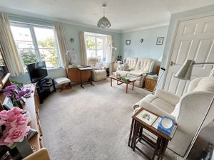 Lounge- click for photo gallery